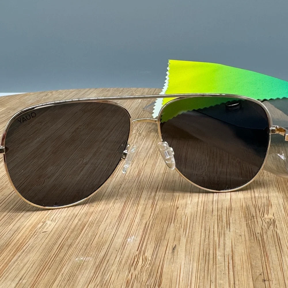 Quay‎ High Key Mini 126 Sunglasses Gold Polarized Display
